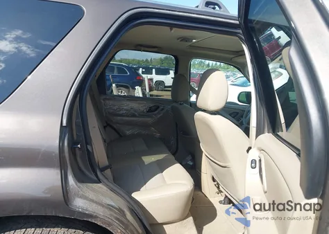 2007 Ford Escape Xlt из США, поврежденный, VIN 1FMYU03Z17KB60416